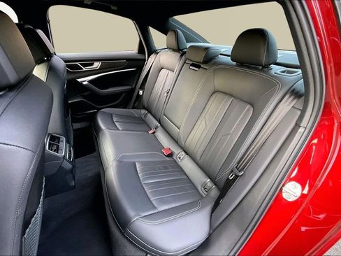 Used 2024 Audi A6 Premium Plus image 16