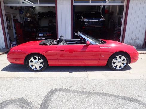 Used 2003 Ford Thunderbird RWD image 29
