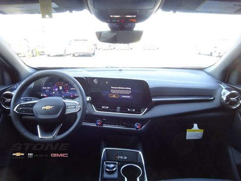 New 2026 Chevrolet Equinox LT FWD image 23