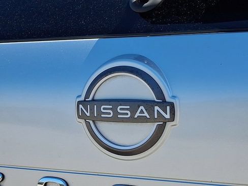 Used 2023 Nissan Rogue SV FWD image 32