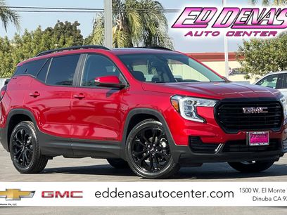 Used 2022 GMC Terrain SLE w/ Driver Convenience Package
