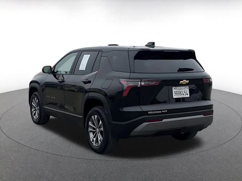 Used 2025 Chevrolet Equinox LT image 11