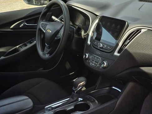 Used 2024 Chevrolet Malibu LT FWD image 10
