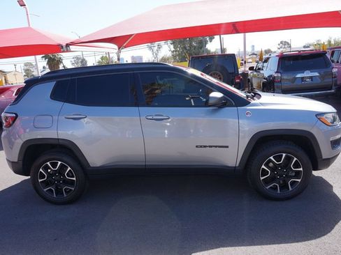 Used 2020 Jeep Compass Trailhawk AWD/4WD image 5