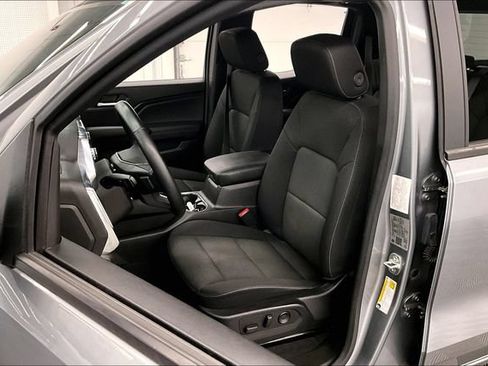 Used 2024 GMC Canyon Elevation w/ Convenience Package AWD/4WD image 24