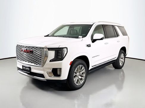 Used 2022 GMC Yukon Denali AWD/4WD image 3