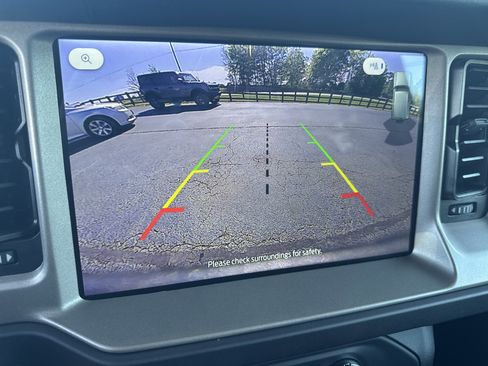 Certified 2025 Ford Bronco Outer Banks AWD/4WD image 31