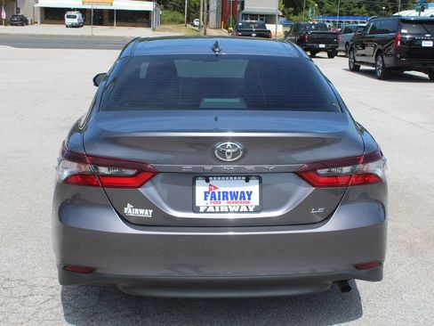 Used 2023 Toyota Camry LE FWD image 10