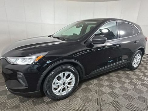 Used 2025 Ford Escape Active FWD image 6