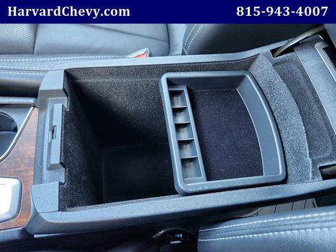 Used 2023 Subaru Ascent Touring image 13