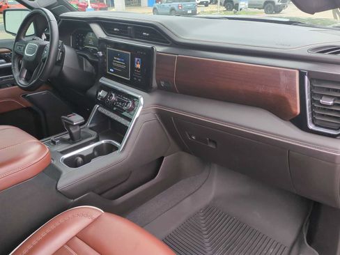 Used 2024 GMC Sierra 1500 Denali Ultimate AWD/4WD image 30