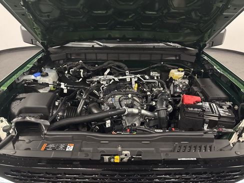 New 2025 Ford Bronco Outer Banks w/ Black Appearance Package image 19