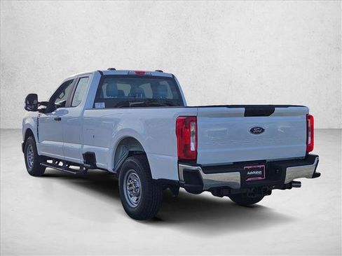 New 2026 Ford F250 XL w/ XL Chrome Package image 9