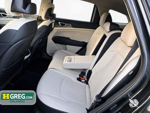 Used 2026 Kia Sportage EX FWD image 14