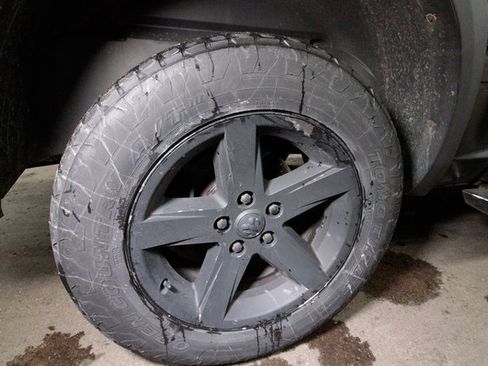 Used 2011 RAM 1500 Sport w/ Remote Start & Security Group image 87