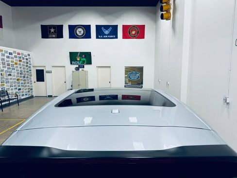 Used 2016 Porsche Cayenne S image 16