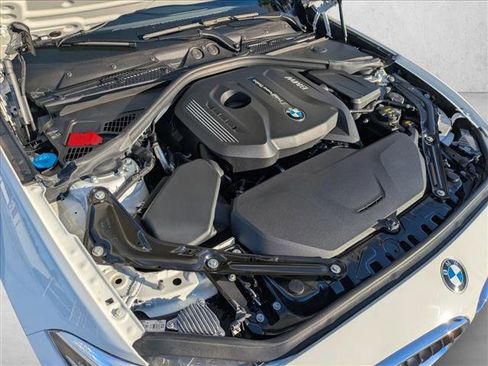 Used 2018 BMW 230i Convertible image 21