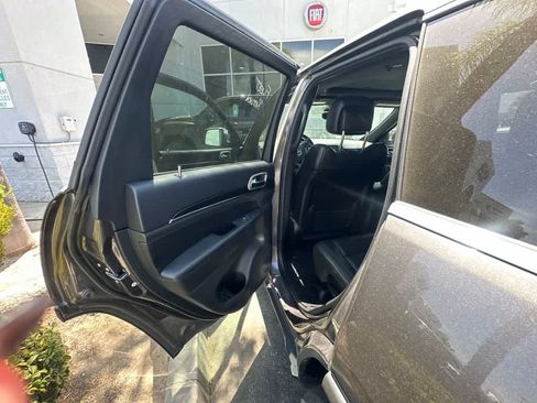 Certified 2020 Jeep Grand Cherokee Limited RWD image 8