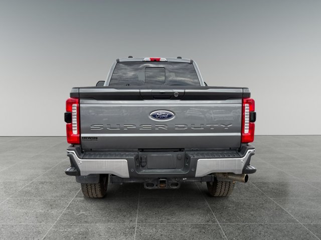 Used 2025 Ford F250 Lariat w/ Chrome Package AWD/4WD image 4