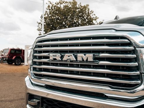 Used 2020 RAM 2500 Limited AWD/4WD image 10