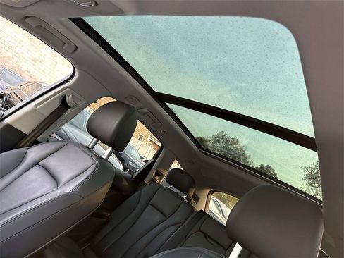 Used 2023 Audi Q7 2.0T Premium Plus w/ Premium Plus Package image 12