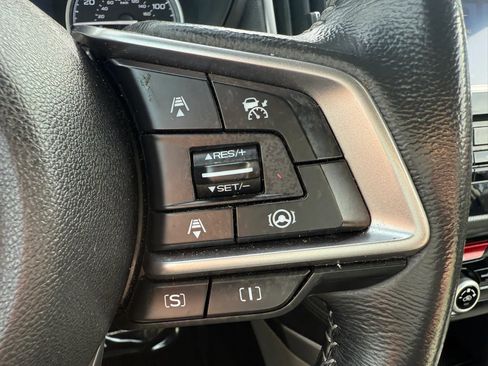 Used 2022 Subaru Forester Premium image 12