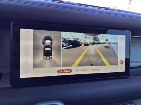 Used 2021 Land Rover Defender 90 First Edition image 6