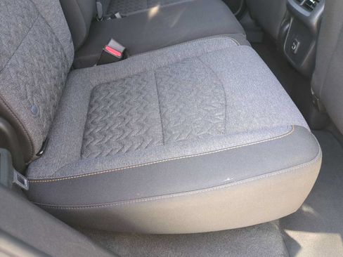 Used 2022 Chevrolet Equinox LT FWD image 26