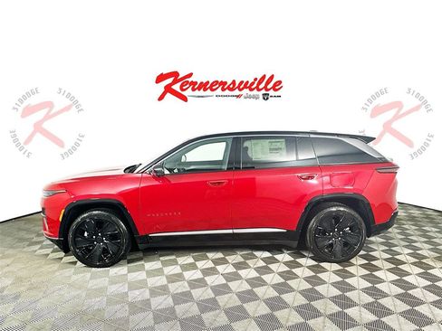 New 2025 Jeep Wagoneer S Launch Edition image 4