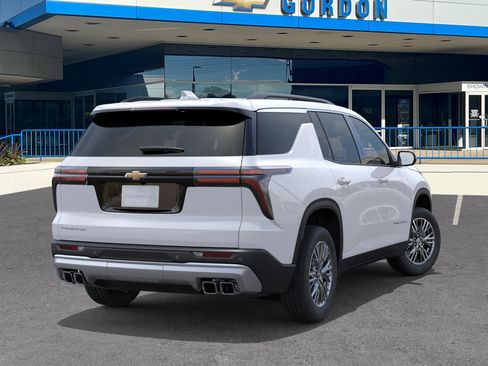 New 2026 Chevrolet Traverse LT FWD image 4