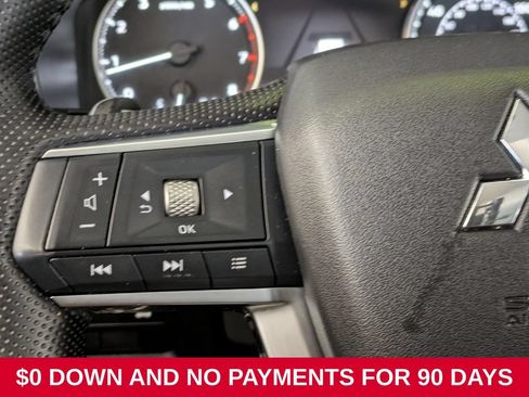Used 2025 Mitsubishi Outlander SE AWD/4WD image 20