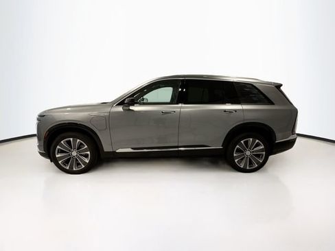 Used 2026 Cadillac Vistiq Luxury AWD/4WD image 4