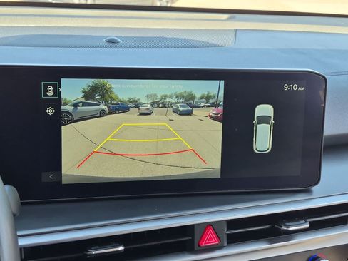 Used 2024 Kia Sorento S FWD image 30