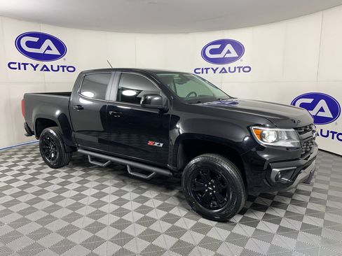 Used 2022 Chevrolet Colorado Z71 w/ Z71 Midnight Edition AWD/4WD image 1