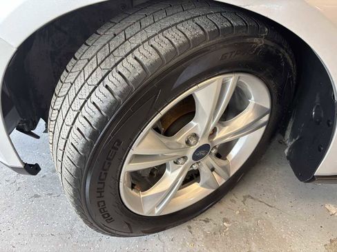 Used 2014 Ford Focus SE image 23