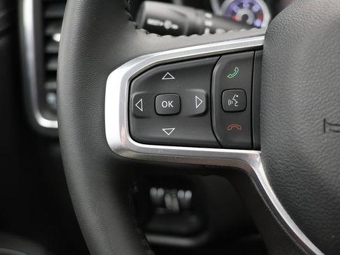 Used 2024 RAM 1500 Laramie AWD/4WD image 23