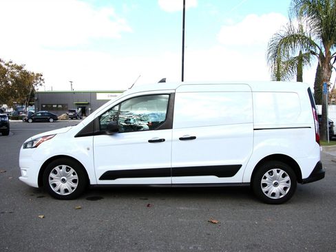 Used 2019 Ford Transit Connect XLT image 5