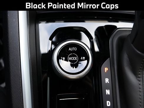 Used 2024 Chevrolet Colorado Trail Boss w/ Technology Package image 28