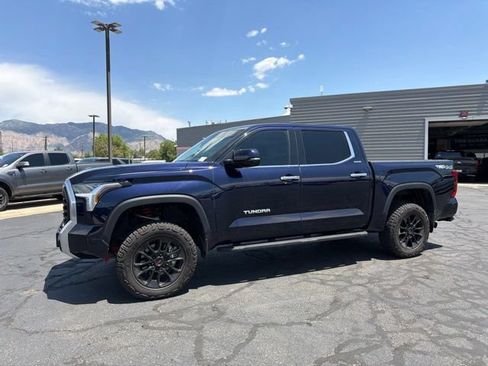 Used 2023 Toyota Tundra Limited w/ TRD Off-Road Package AWD/4WD image 17