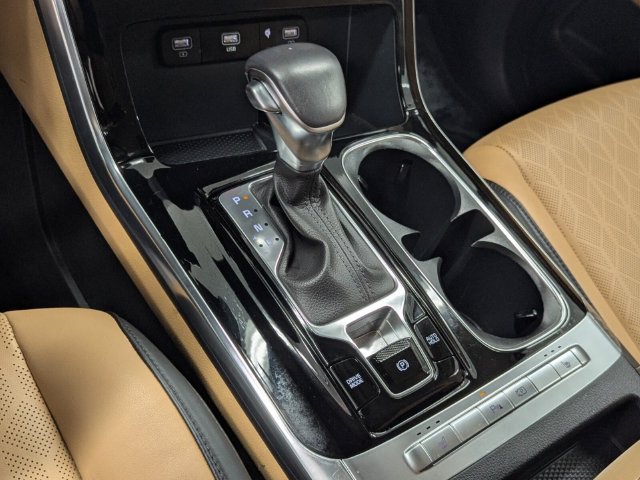 Certified 2024 Kia Carnival EX FWD image 26
