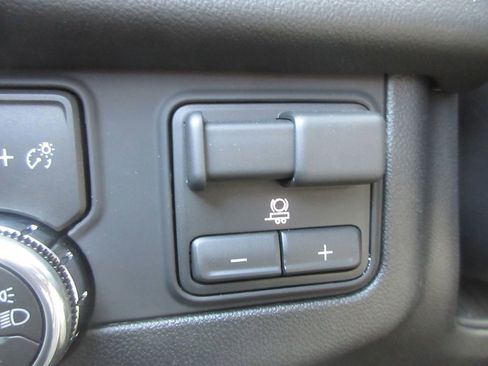 New 2026 GMC Yukon AT4 image 20