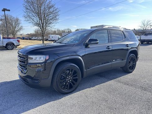 Certified 2023 GMC Acadia SLE w/ Driver Convenience Package image 2