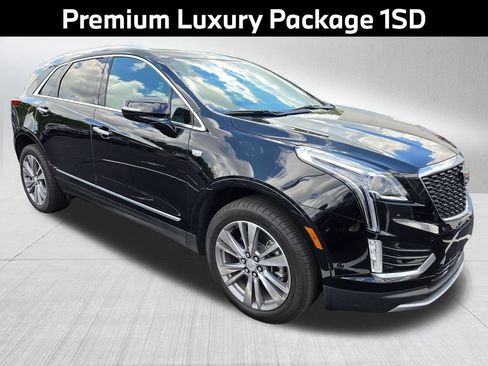 Used 2023 Cadillac XT5 Premium Luxury w/ Platinum Package AWD/4WD image 4