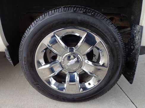 Used 2014 Chevrolet Silverado 1500 LTZ w/ LTZ Plus Package image 10