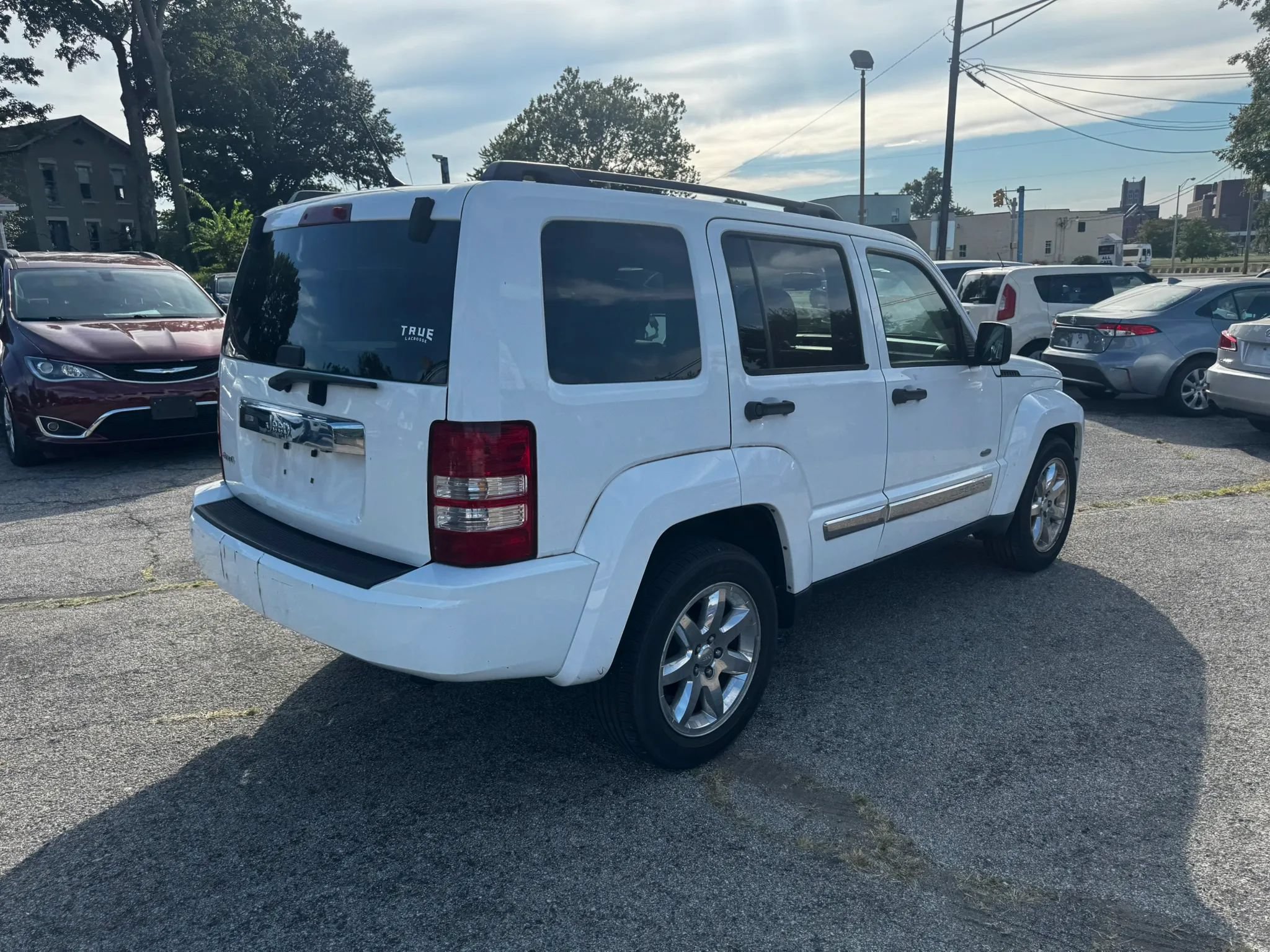 Used 2012 Jeep Liberty Sport AWD/4WD image 5