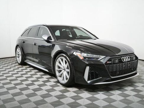 Used 2022 Audi RS 6 AWD/4WD image 41