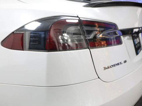 Used 2017 Tesla Model S P100D image 16