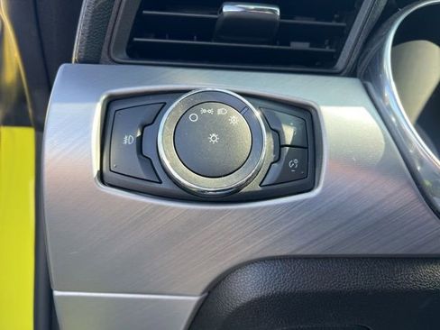 Used 2021 Ford Mustang Premium image 10