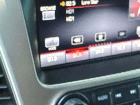Used 2015 GMC Yukon Denali w/ Open Road Package RWD image 10