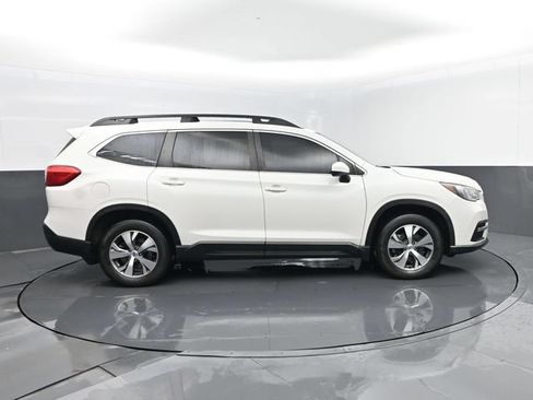 Used 2020 Subaru Ascent Premium w/ Convenience Package AWD/4WD image 4